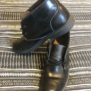 Men’s Black Leather Chukka Boots